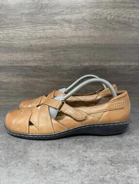 Clarks Ashland Leather Flats Womens Size 10.5 Brown Slip On Shoes